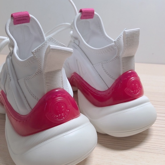 Moncler sneakers - Picture 4 of 8